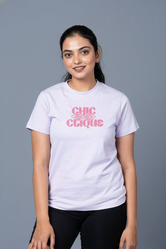 "Chic Clique" T-Shirt – 100% Cotton | Bio-Wash | Soft & Stylish