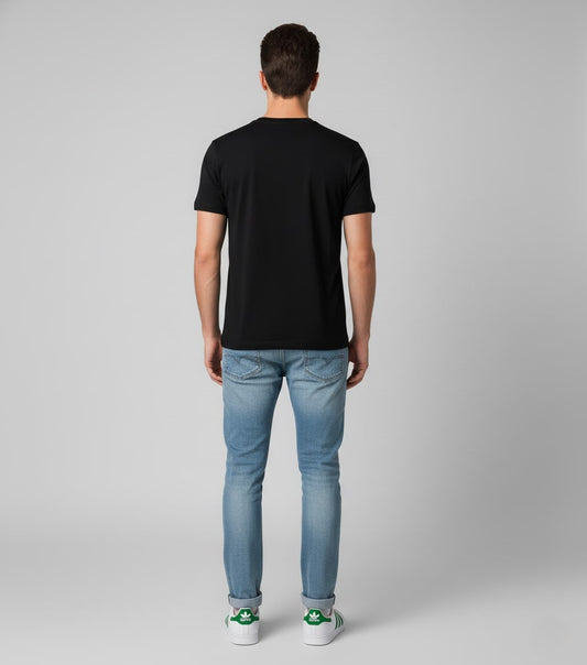 Men’s Outlaws Christmas Printed T-Shirt – 100% Cotton Festive Casual Wear