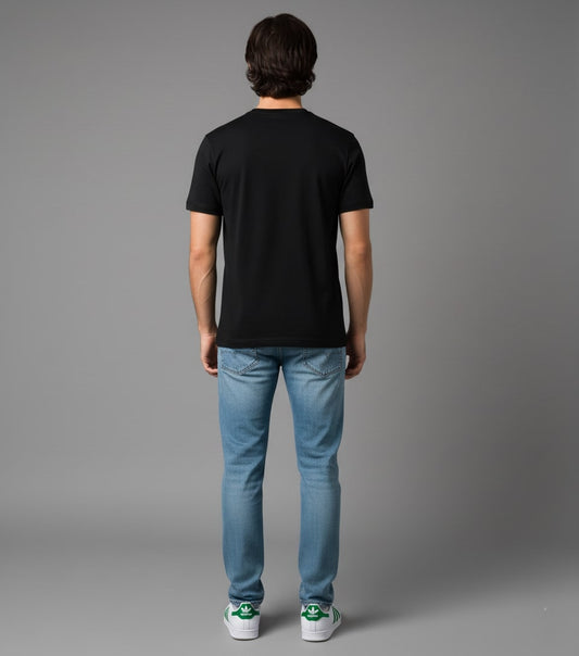 Men’s Outlaws Christmas Printed T-Shirt – 100% Cotton Festive Casual Wear