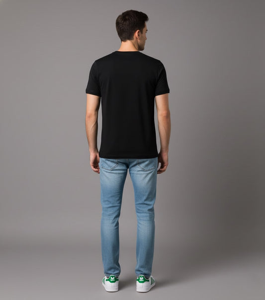 Men’s Outlaws Christmas Printed T-Shirt – 100% Cotton Festive Casual Wear