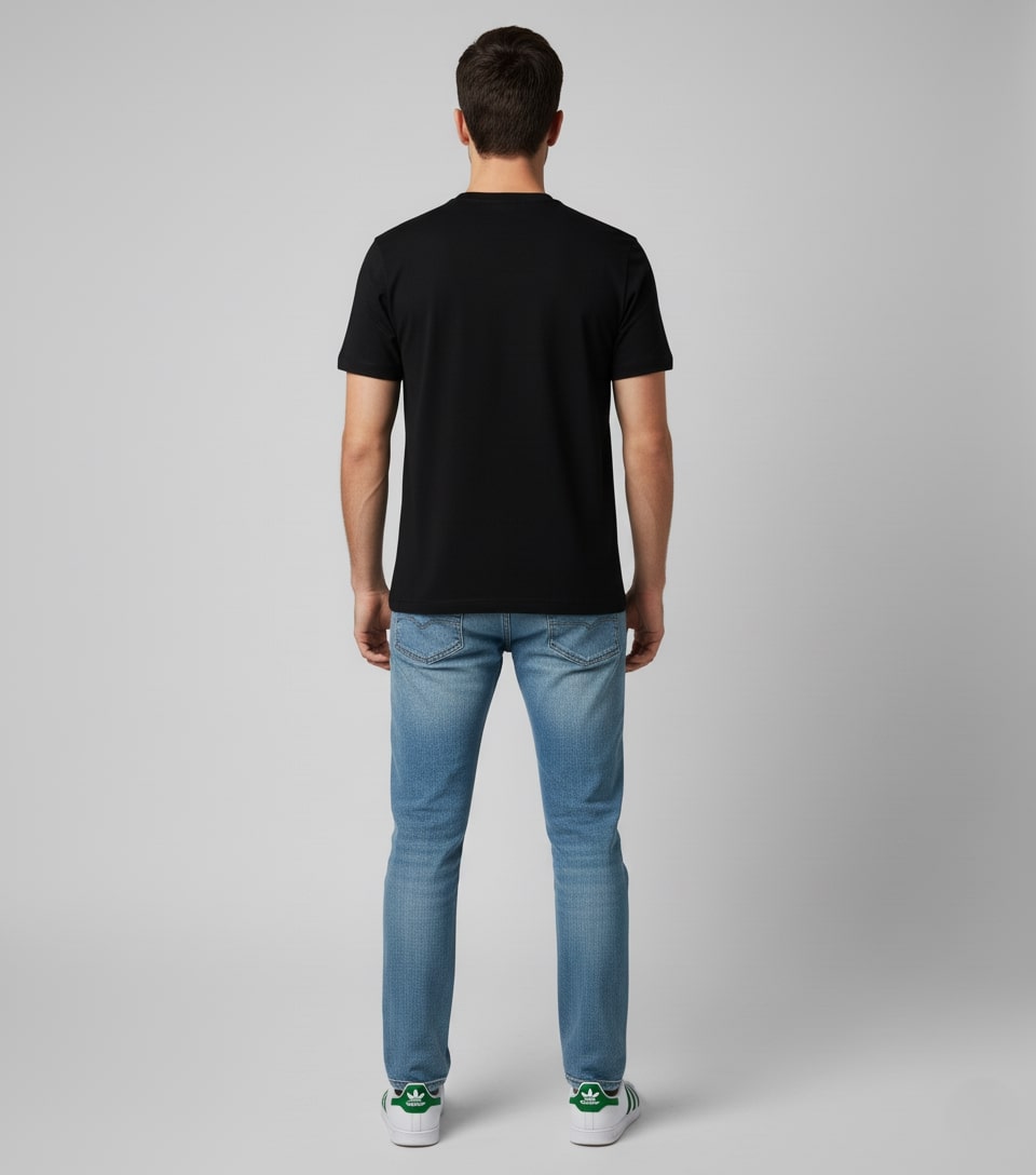 Men’s Outlaws Christmas Printed T-Shirt – 100% Cotton Festive Casual Wear