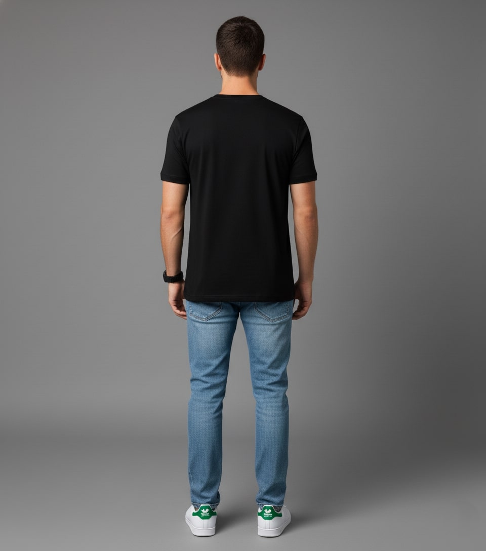 Men’s Outlaws Christmas Printed T-Shirt – 100% Cotton Festive Casual Wear