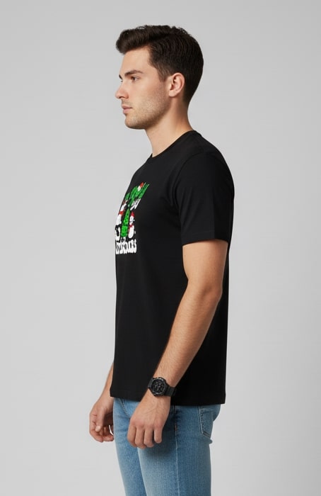 Men’s Outlaws Christmas Printed T-Shirt – 100% Cotton Festive Casual Wear