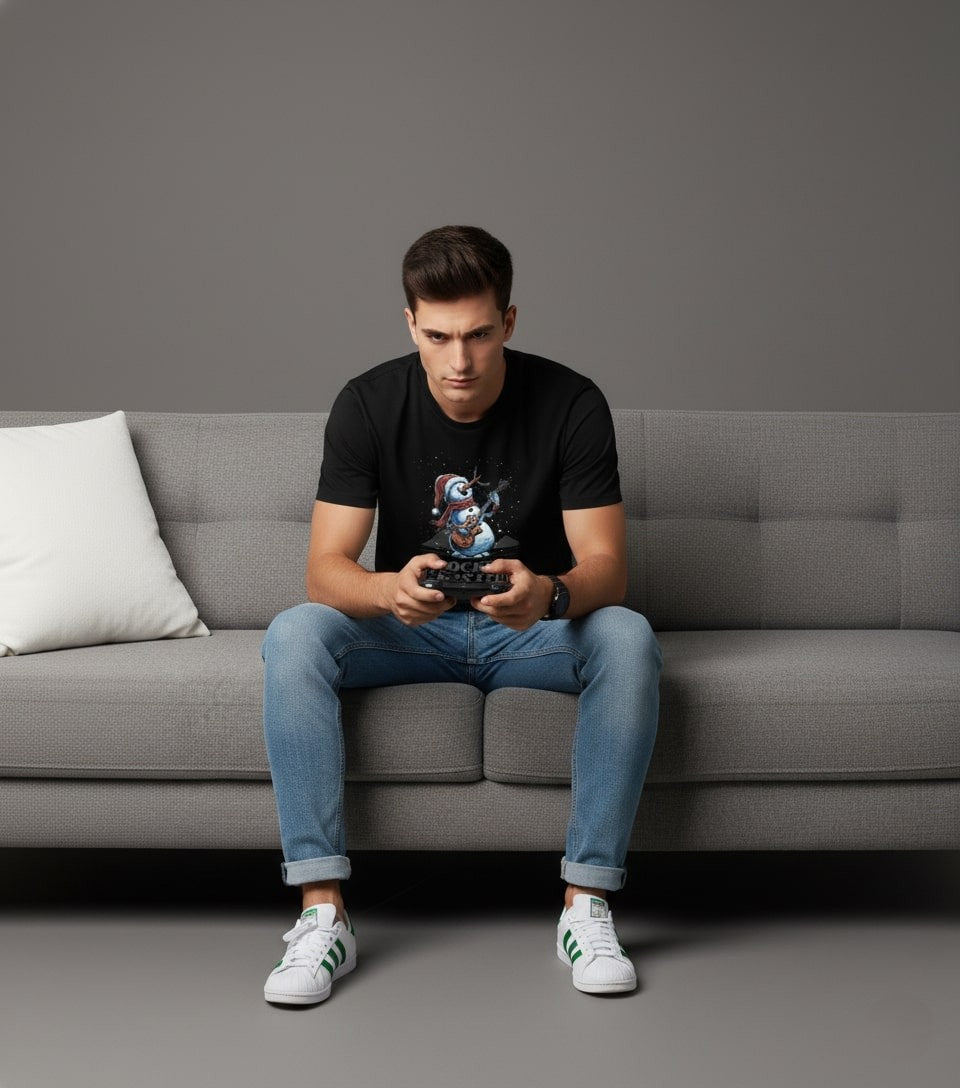 Men’s Outlaws Christmas Printed T-Shirt – 100% Cotton Festive Casual Wear