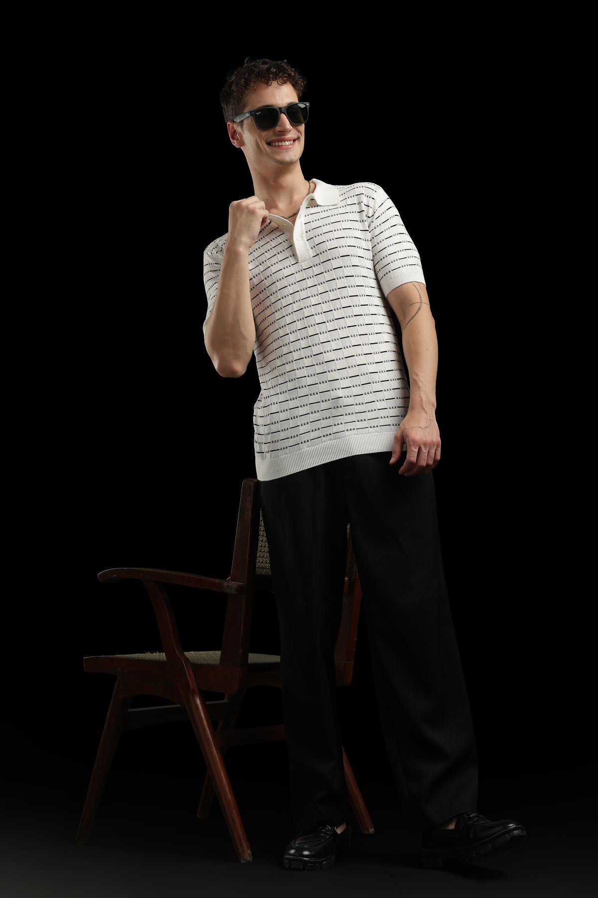 Men’s Cream Textured Knit Polo T-Shirt with Geometric Pattern