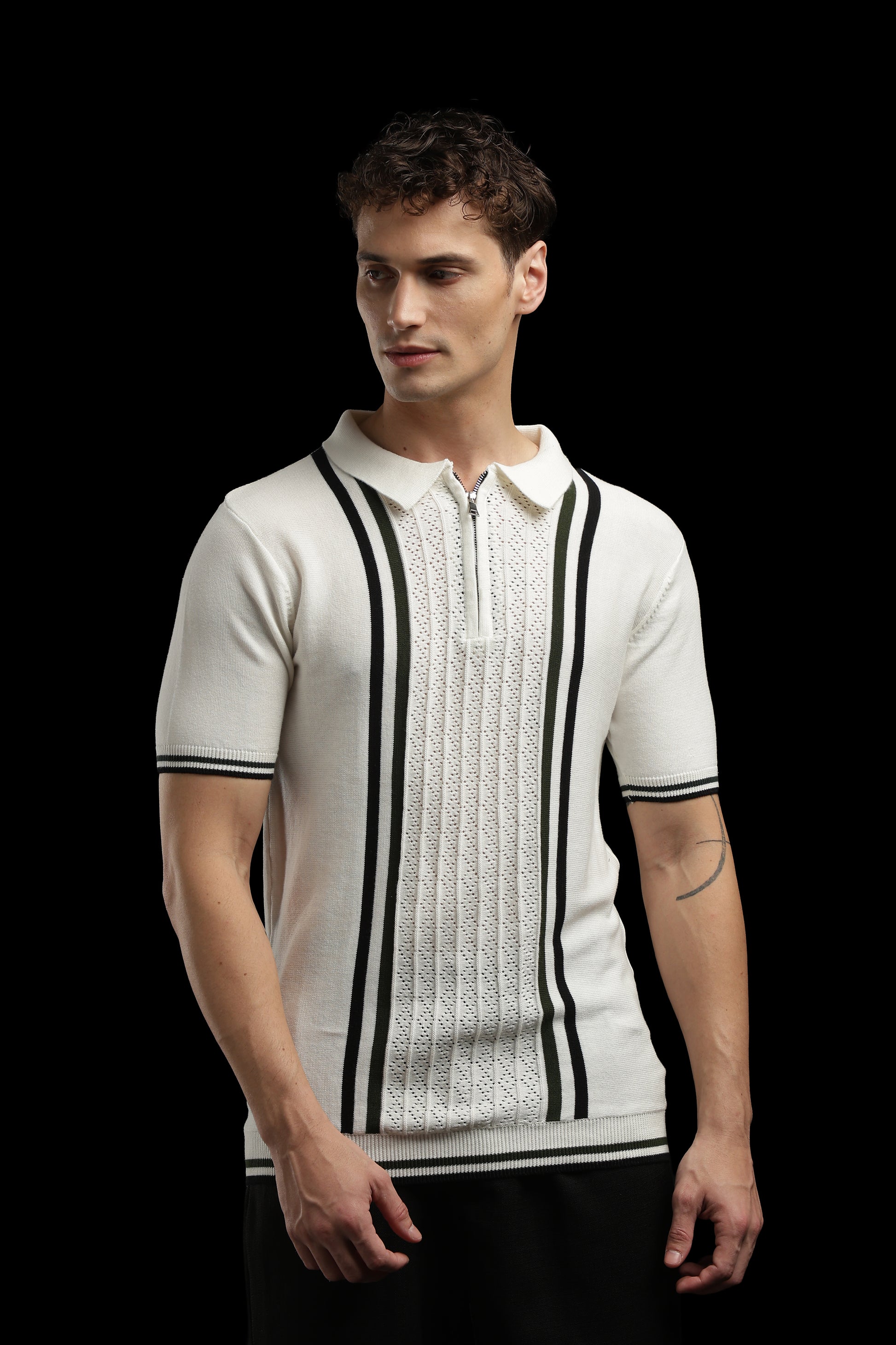 Men’s Ivory Contrast-Stripe Textured Knit Zip Polo T-Shirt