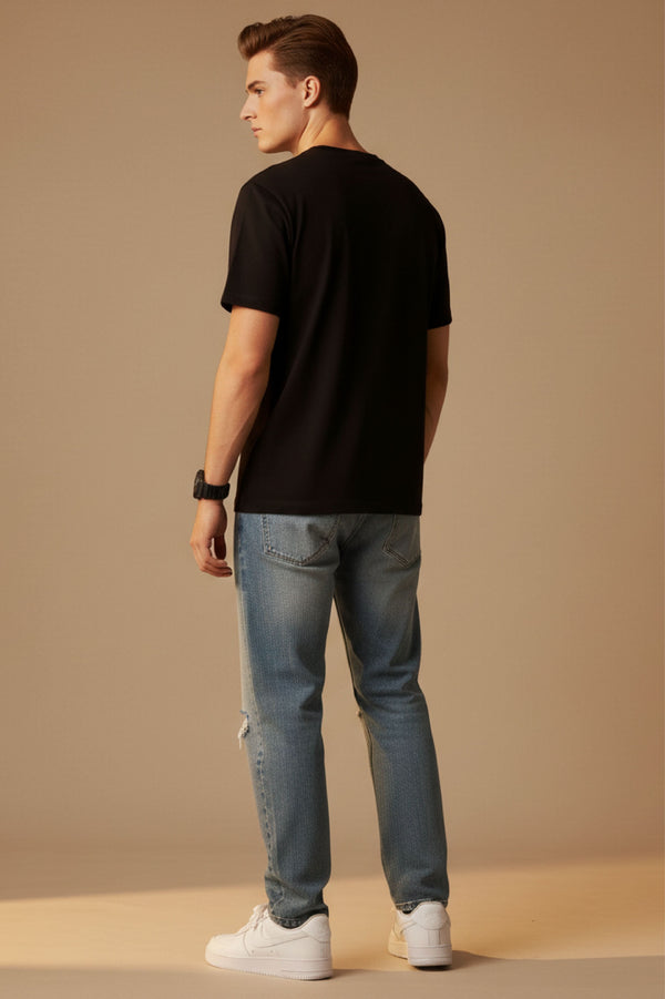 Men’s Outlaws Fashion printed T-shirt featuring a casual 100% cotton design with bold graphic patterns.