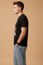 Men’s Outlaws Fashion printed cotton T-shirt with casual fit, featuring bold graphic design and crew neck style.