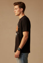 Men's Outlaws printed cotton T-shirt featuring casual style with bold graphic design and comfortable fit.