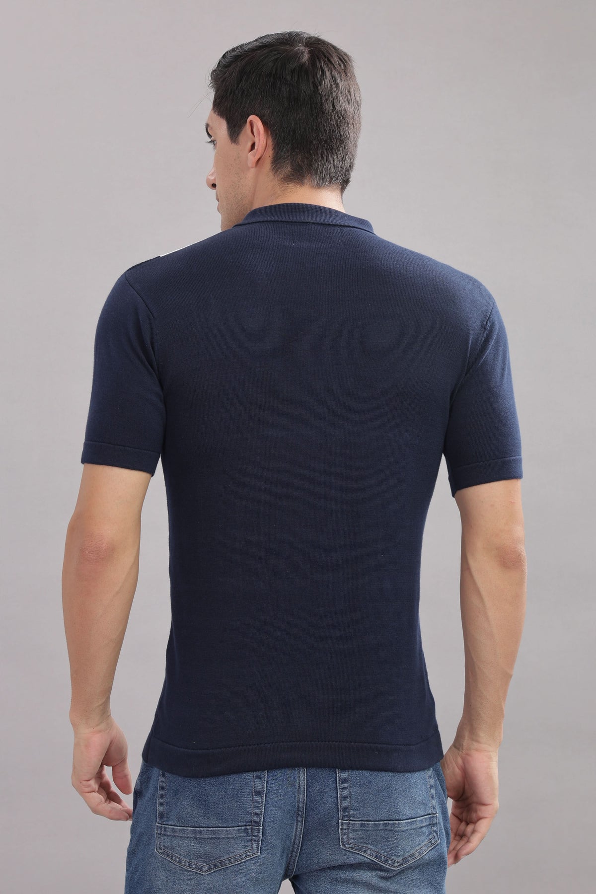 Men's vertical stripe polo t-shirt by Outlaws Fashion, made of 100% cotton, casual wear with classic style and vibrant stripe pattern.