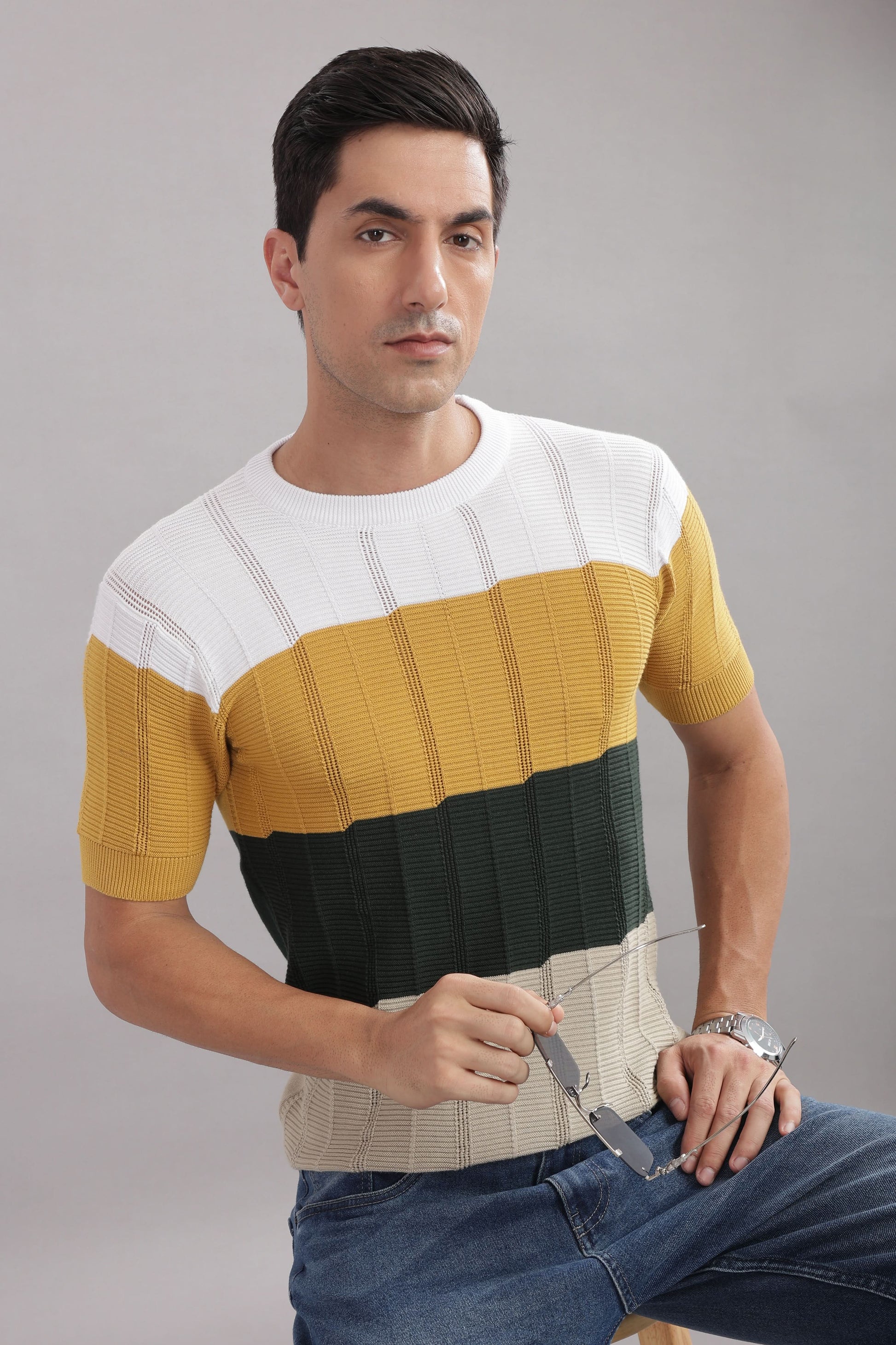 Outlaws Fashion men's 100% cotton colorblock knit T-shirt featuring a stylish casual design with vibrant color panels.