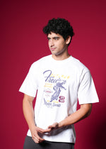 White oversized cotton t-shirt from Outlaws Fashion featuring a streetwear style, casual fit with short sleeves and crew neckline.