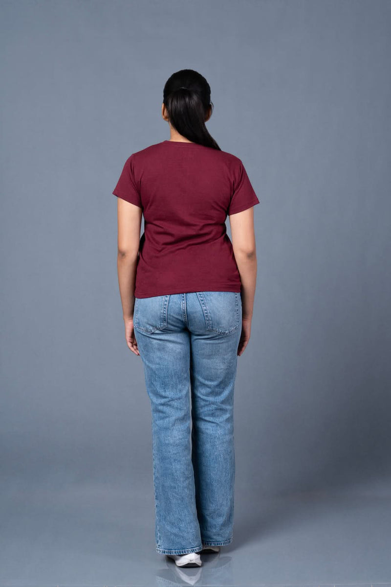 women graphic t shirt maroon stylish everyday look